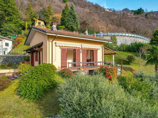 Villa zum Kauf 750.000 € 3 Zimmer 220 m² 700 m² Grundstück Laveno-Mombello 21014