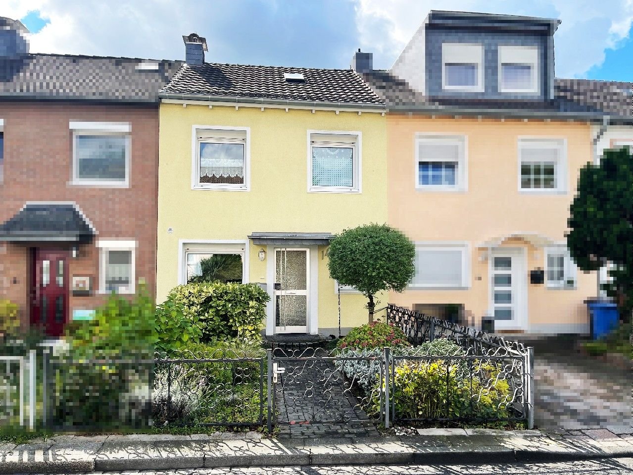 Reihenmittelhaus zum Kauf 325.000 € 4 Zimmer 71 m²<br/>Wohnfläche 134 m²<br/>Grundstück Bürrig Leverkusen 51371