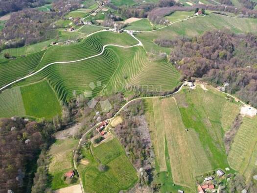 Land-/Forstwirtschaft zum Kauf 25.000 € Robadje, Strigova Štrigova