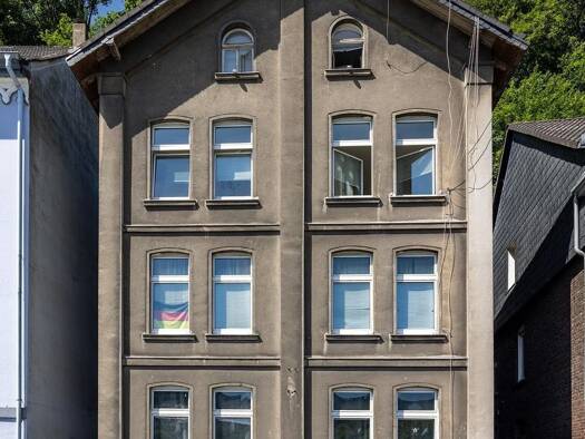 Mehrfamilienhaus zum Kauf 240.000 € 16 Zimmer 284 m² 557 m² Grundstück frei ab sofort Altena Altena 58762