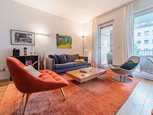 WG-Zimmer zur Miete auf Zeit 2.050 € 55 m² 1. Geschoss frei ab sofort Ostend Frankfurt am Main 60314
