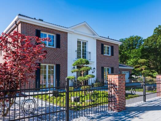 Einfamilienhaus zum Kauf 7 Zimmer 300 m² 3.300 m² Grundstück Wohldorf-Ohlstedt Hamburg 22397