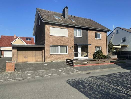 Mehrfamilienhaus zum Kauf 358.000 € 8 Zimmer 192 m² 689 m² Grundstück Rheda Rheda-Wiedenbrück 33378