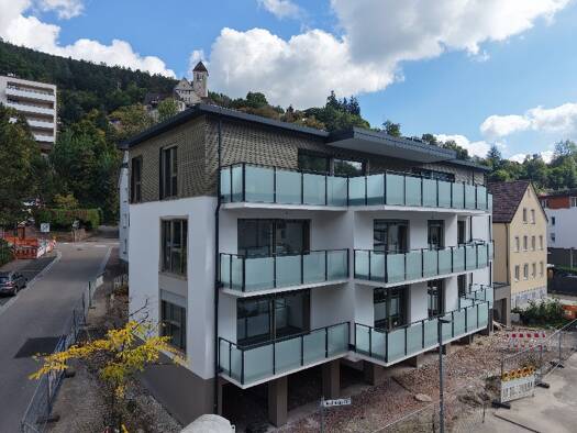 Wohnung zum Kauf - Erstbezug provisionsfrei 395.900 € 2,5 Zimmer 78 m² 2. Geschoss frei ab 01.01.2026 Josef-Andre-Str. 27 Schramberg 78713