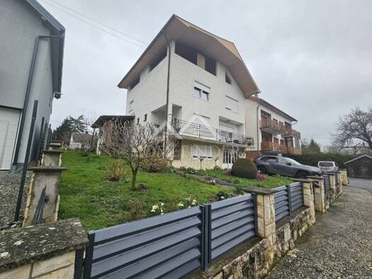 Einfamilienhaus zum Kauf 270.000 € 6 Zimmer 385 m² Centar, Bjelovar Bjelovar 43000