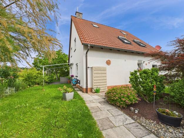 Einfamilienhaus zum Kauf 599.900 € 9 Zimmer 180 m² 605 m² Grundstück Gebersdorf Nürnberg 90449