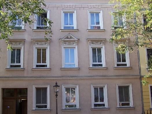 Wohnung zur Miete 270 € 2 Zimmer 40,1 m² Dachgeschoss, EG Johannisstr. 11 Crossen Zwickau 08058