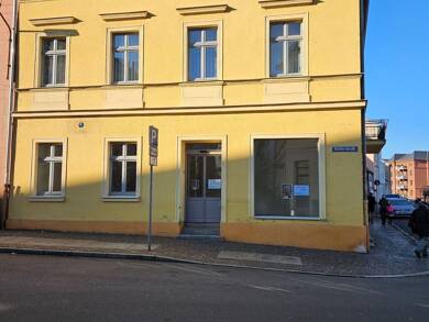 Laden zur Miete 1.596 € 9 Zimmer 256,4 m² Verkaufsfläche teilbar von 61,2 m² bis 256,4 m² Torgau Torgau 04860
