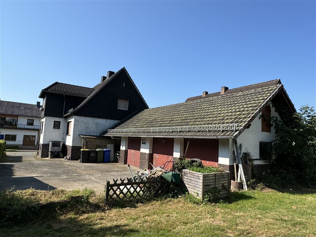 Einfamilienhaus zum Kauf 229.000 € 6 Zimmer 145 m²<br/>Wohnfläche 1.360 m²<br/>Grundstück Rennertehausen Allendorf (Eder) 35108