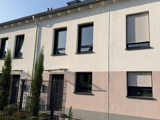 Reihenmittelhaus zur Miete - Erstbezug 1.950 € 5 Zimmer 141 m² 194 m² Grundstück Niederrodenbach Rodenbach 63517