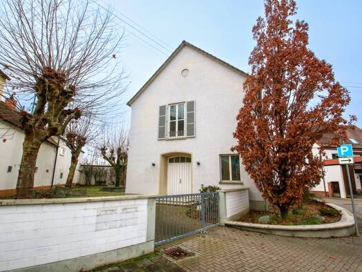 Haus zum Kauf 429.000 € 5 Zimmer 614 m² Grundstück Neuhofen 67141