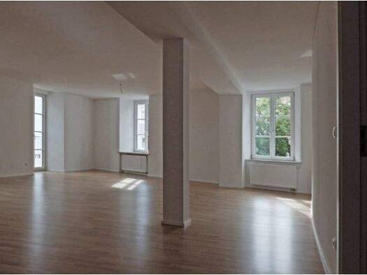 Wohnung zur Miete 1.300 € 3 Zimmer 141 m² 1. Geschoss frei ab 01.03.2026 Bad Reichenhall 83435