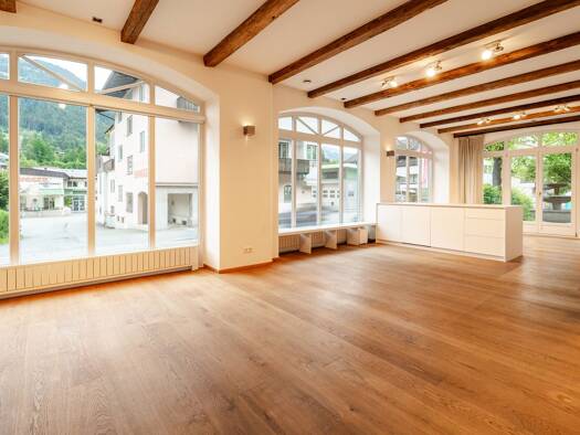 Bürofläche zum Kauf 1.800.000 € 5 Zimmer 166,6 m² Bürofläche Kitzbühel 6370