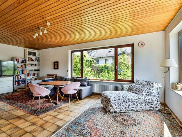 Haus zum Kauf 880.000 € 8 Zimmer 182 m² 521 m² Grundstück Dettingen Konstanz 78465
