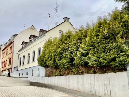 Mehrfamilienhaus zum Kauf 499.000 € 5 Zimmer 144,2 m² 341 m² Grundstück frei ab sofort Dotzheim Dotzheim 65199