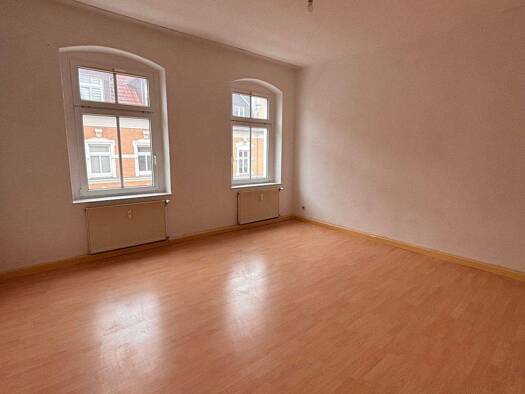 Wohnung zur Miete 280 € 2 Zimmer 54 m² 3 Geschosse frei ab sofort Hospitalstraße 10 Zeitz 06712