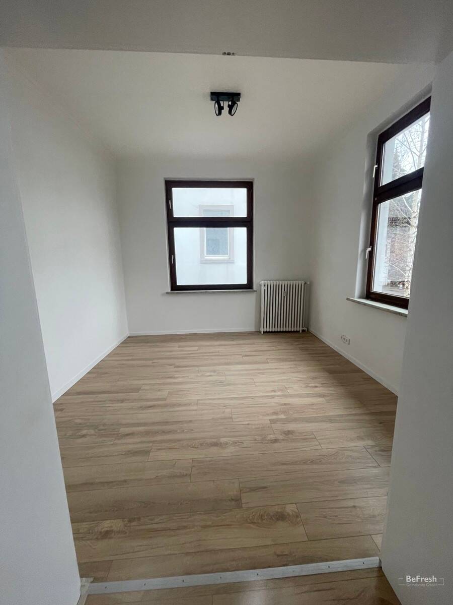 Wohnung zur Miete 795 € 2 Zimmer 73 m²<br/>Wohnfläche 2.<br/>Geschoss 01.01.2025<br/>Verfügbarkeit Wilhelmstraße 3 Bad Nenndorf Bad Nenndorf 31542