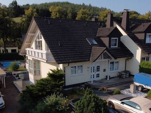 Doppelhaushälfte zum Kauf 419.000 € 5 Zimmer 238 m² 884 m² Grundstück frei ab 01.01.2027 Blintrop Neuenrade 58809