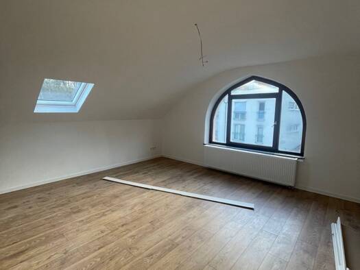 Wohnung zur Miete 720 € 4 Zimmer 96 m² frei ab sofort Daun Daun 54550