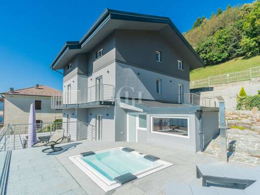 Einfamilienhaus zum Kauf 1.240.000 € 12 Zimmer 330 m² 600 m² Grundstück Casargo 23831