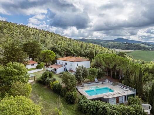 Haus zum Kauf 1.380.000 € 12 Zimmer 659 m² 50.000 m² Grundstück frei ab sofort Santa Luce