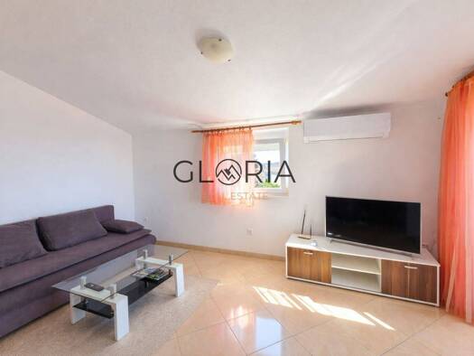 Wohnung zum Kauf 252.000 € 2 Zimmer 72 m² Geschoss 3/3 Okrug Donji 21223