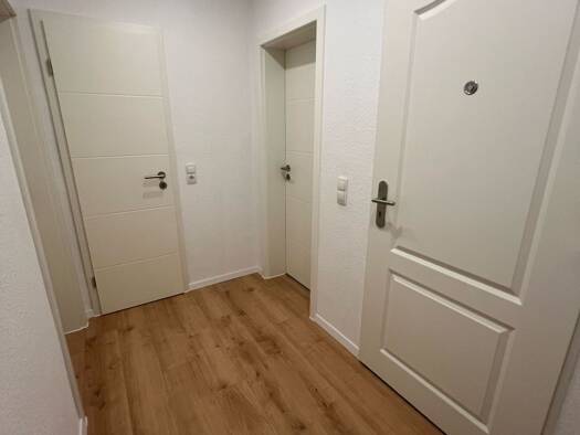 Wohnung zur Miete 1.350 € 4 Zimmer 81 m² Geschoss EG/2 frei ab sofort Chemnitzer Straße Achim 28832