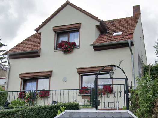 Einfamilienhaus zum Kauf 250.000 € 5 Zimmer 182,7 m² 1.081 m² Grundstück frei ab sofort Hochheim Erfurt 99094