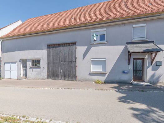 Wohnanlage zum Kauf als Kapitalanlage geeignet 159.900 € 5 Zimmer 129,7 m² 647 m² Grundstück Schwenningen am Heuberg 72477