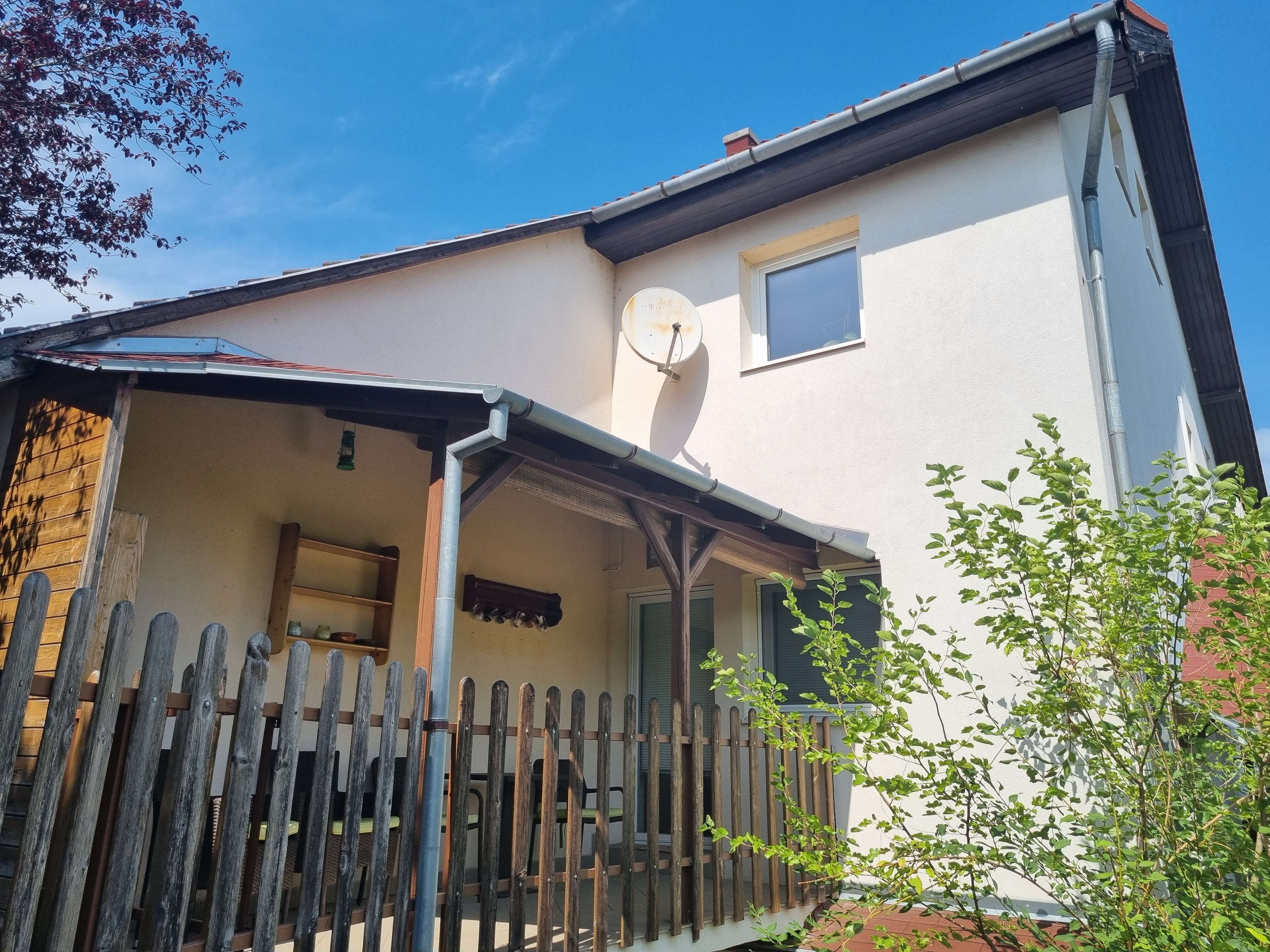 Einfamilienhaus zum Kauf 199.990 € 4 Zimmer 120 m²<br/>Wohnfläche 20 m²<br/>Grundstück Siófok 8600