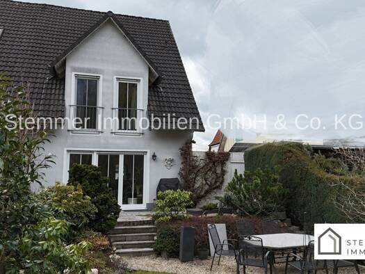 Doppelhaushälfte zum Kauf 492.000 € 4 Zimmer 140 m² 689 m² Grundstück frei ab 01.11.2026 Mooslohe Weiden 92637