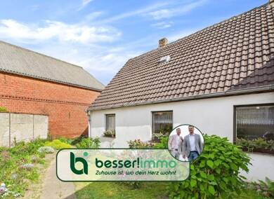 Doppelhaushälfte zum Kauf 114.900 € 6 Zimmer 93 m² 1.299 m² Grundstück frei ab sofort Gumtow Gumtow 16866