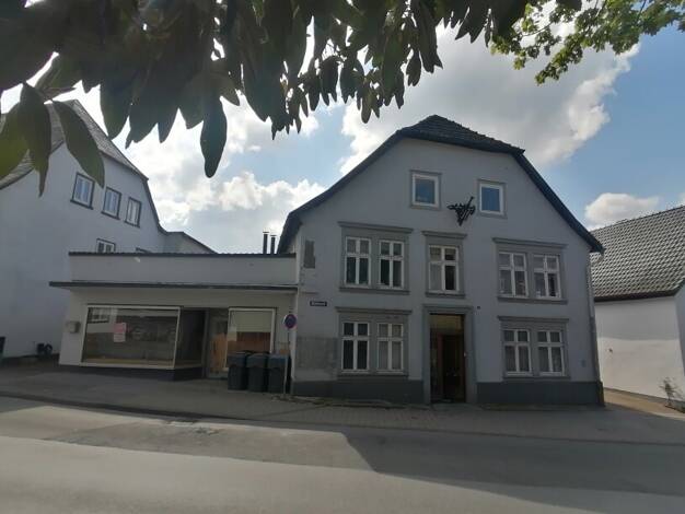 Haus zum Kauf 198.000 € 9 Zimmer 350 m² 529 m² Grundstück Mühlenstraße 1 Arnsberg Arnsberg 59821
