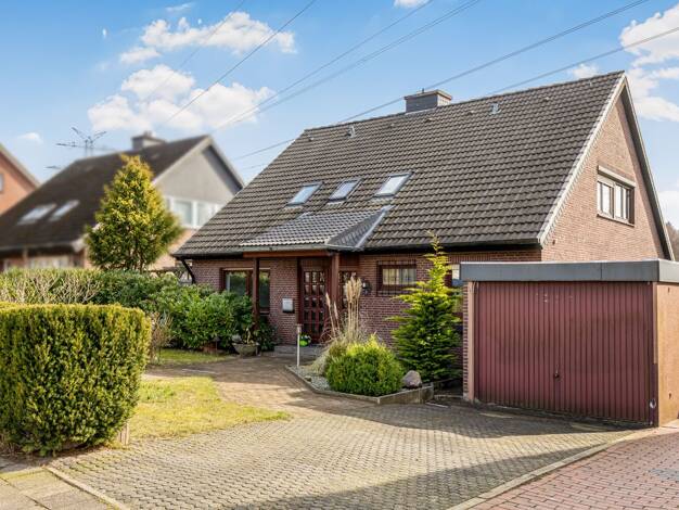 Einfamilienhaus zum Kauf 475.000 € 5 Zimmer 105 m² 775 m² Grundstück Elmschenhagen-Süd Elmschenhagen 24146