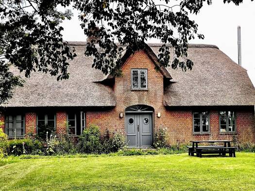 Einfamilienhaus zum Kauf 569.000 € 4 Zimmer 142 m² 1.992 m² Grundstück Emmelsbüll-Horsbüll 25924