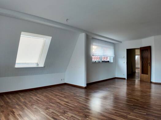 Maisonette zur Miete 2.000 € 4,5 Zimmer 130 m² Geschoss 3/3 frei ab sofort Hermsdorf Berlin 13467