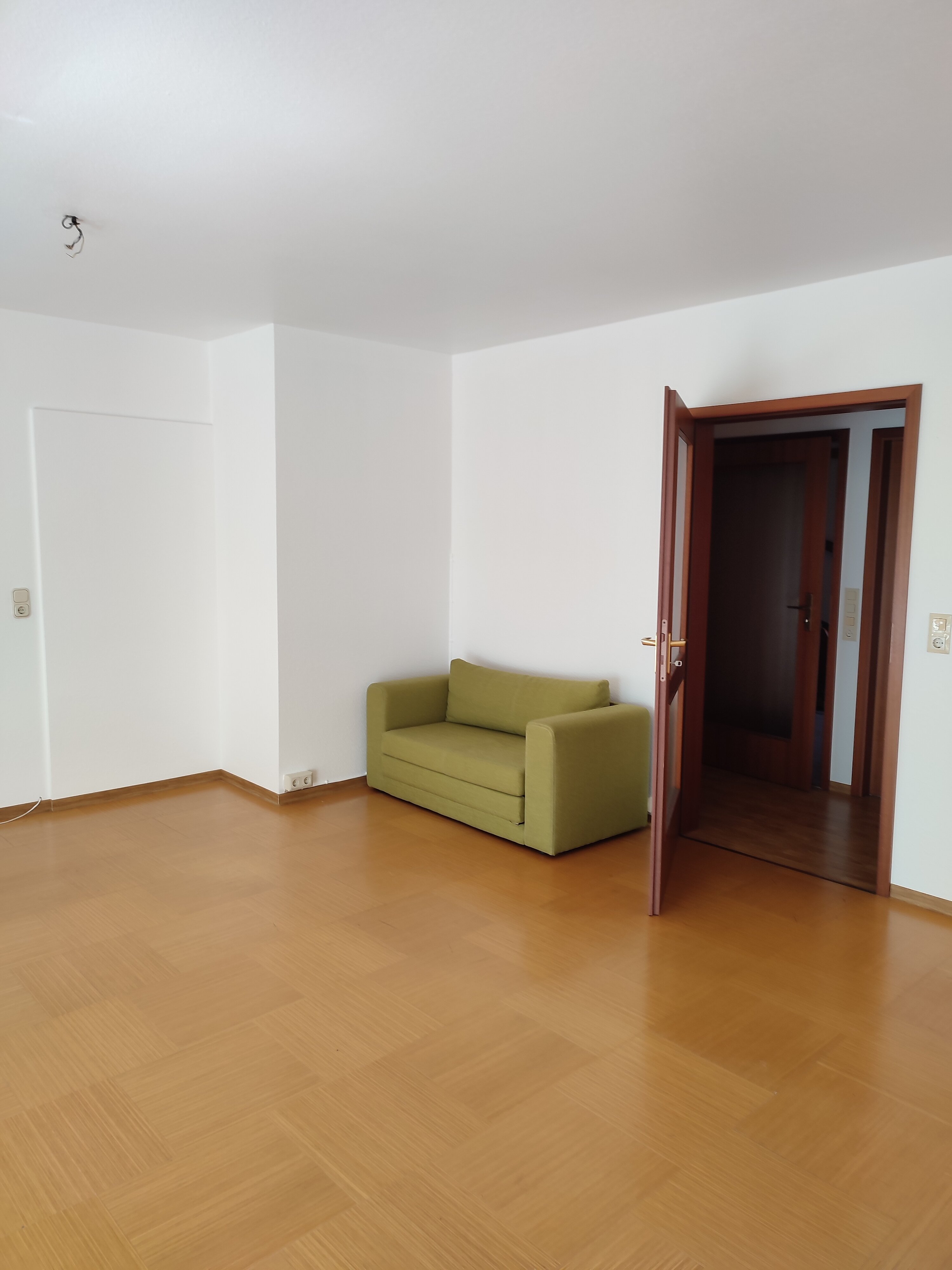 Wohnung zur Miete 595 € 3 Zimmer 95 m²<br/>Wohnfläche EG<br/>Geschoss 01.01.2025<br/>Verfügbarkeit Bringhausen Edertal 34549