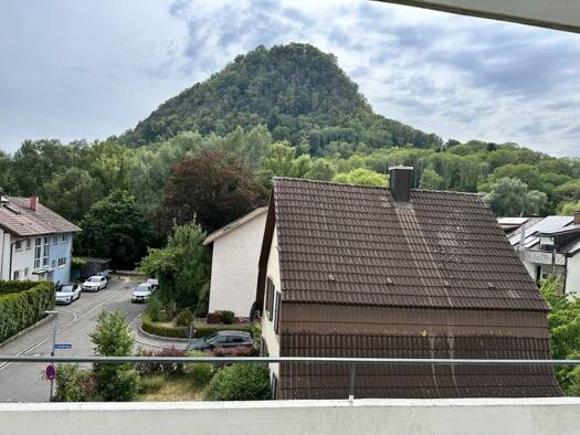 Wohnung zur Miete 950 € 3 Zimmer 82,5 m² 2. Geschoss frei ab sofort Singen Singen (Hohentwiel) 78224