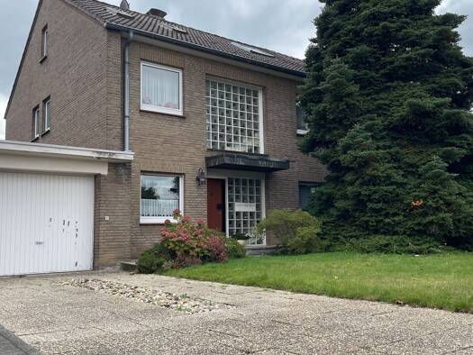 Reihenhaus zur Miete 2.150 € 8 Zimmer 153 m² 445 m² Grundstück frei ab sofort St. Tönis Tönisvorst 47918