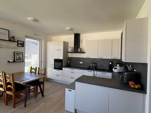 Wohnung zur Miete 1.200 € 3 Zimmer 81 m² Geschoss 1/2 frei ab 01.12.2026 Regentenstraße 137 d Stadtmitte Nord 41061
