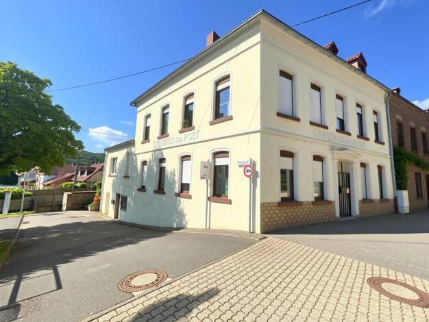 Mehrfamilienhaus zum Kauf als Kapitalanlage geeignet 430.000 € 15 Zimmer 365 m² 245 m² Grundstück Leutesdorf 56599