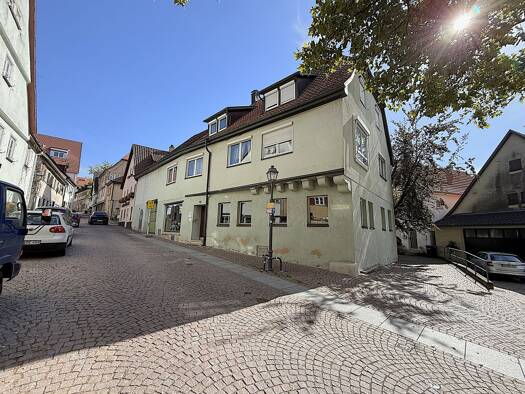 Mehrfamilienhaus zum Kauf 349.000 € 6 Zimmer 170 m² 173 m² Grundstück Lauffen am Neckar 74348