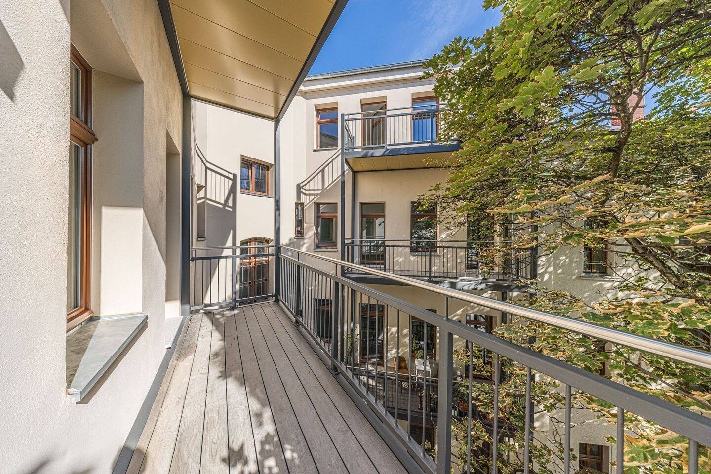 Property thumbnail 9