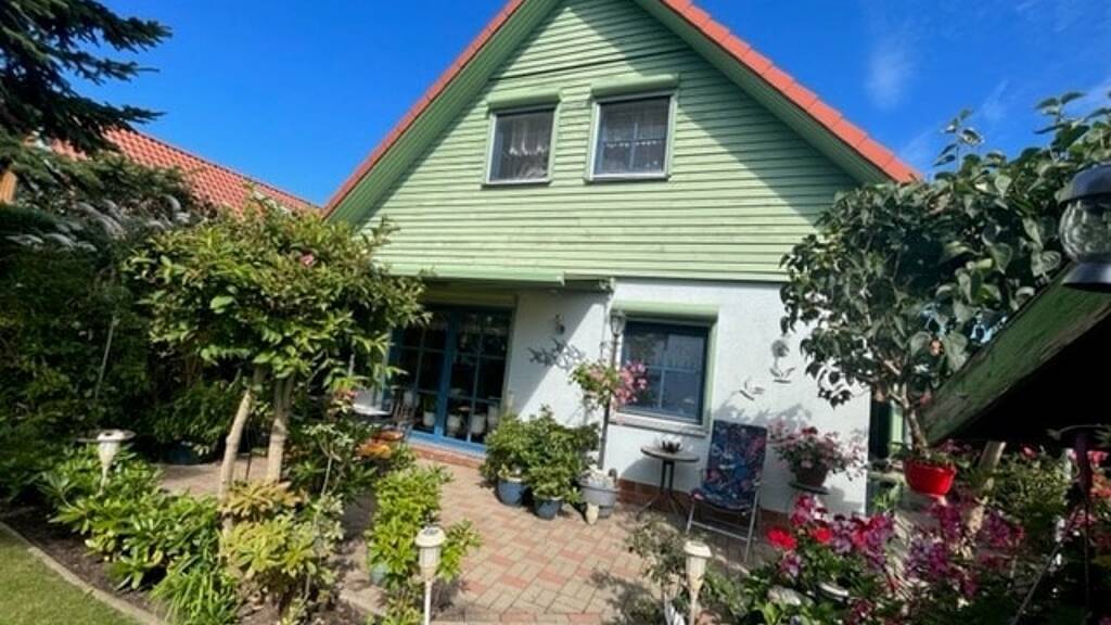 Mehrfamilienhaus zum Kauf 6 Zimmer 200 m² 500 m² Grundstück frei ab 01.04.2026 Wittenbeck 18209