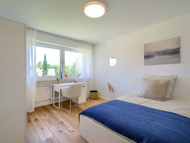 Wohnung zur Miete 825 € 1 Zimmer 15 m² Geschoss 3/5 frei ab 01.08.2025 München 81539