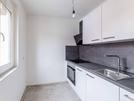 Wohnung zur Miete 960 € 2 Zimmer 48,6 m² 1. Geschoss frei ab sofort Steinbühl Nürnberg 90443