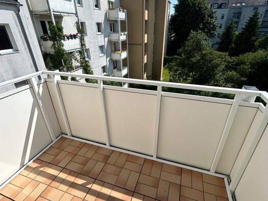 Wohnung zur Miete 225 € 1 Zimmer 39,7 m² 3. Geschoss frei ab sofort Humboldtstraße 18 A Yorckgebiet Chemnitz 09130