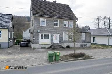 Mehrfamilienhaus zum Kauf 199.000 € 14 Zimmer 229 m² 607 m² Grundstück Bergneustadt Bergneustadt 51702