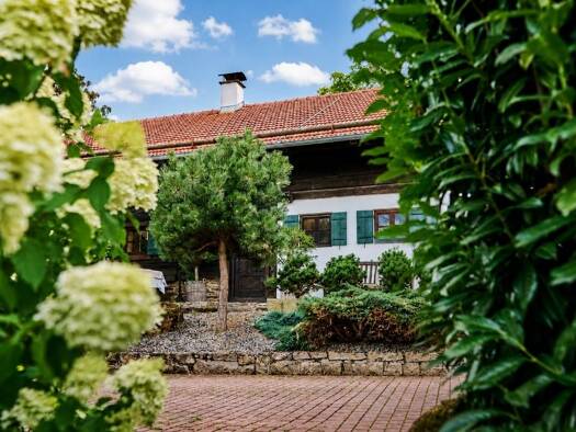 Einfamilienhaus zum Kauf 1.575.000 € 10 Zimmer 347,3 m² 12.955 m² Grundstück Windberg Windberg 94336