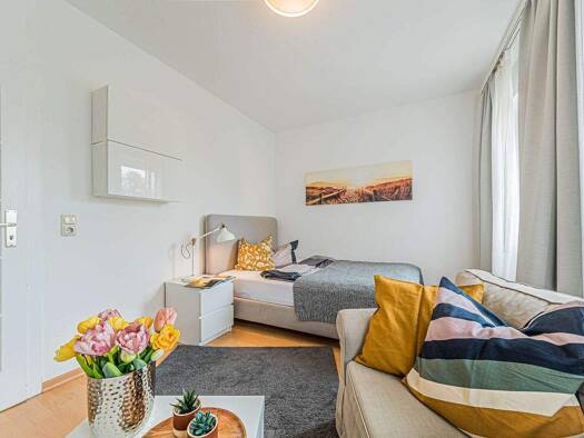 Wohnung zur Miete Wohnen auf Zeit 1.580 € 1 Zimmer 42 m² frei ab 16.12.2025 Nordend-Ost Frankfurt am Main 60316